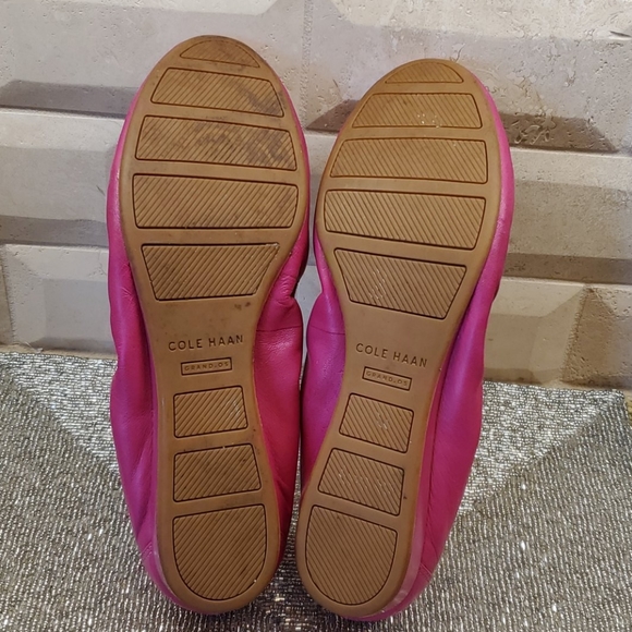 SOLD!! COLE HAAN Fuschia Leather Flats - Size 8M - Picture 8 of 8